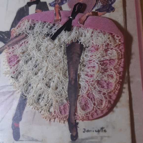 Vintage frame| Handmade French Cancan piece - Picture 5 of 10
